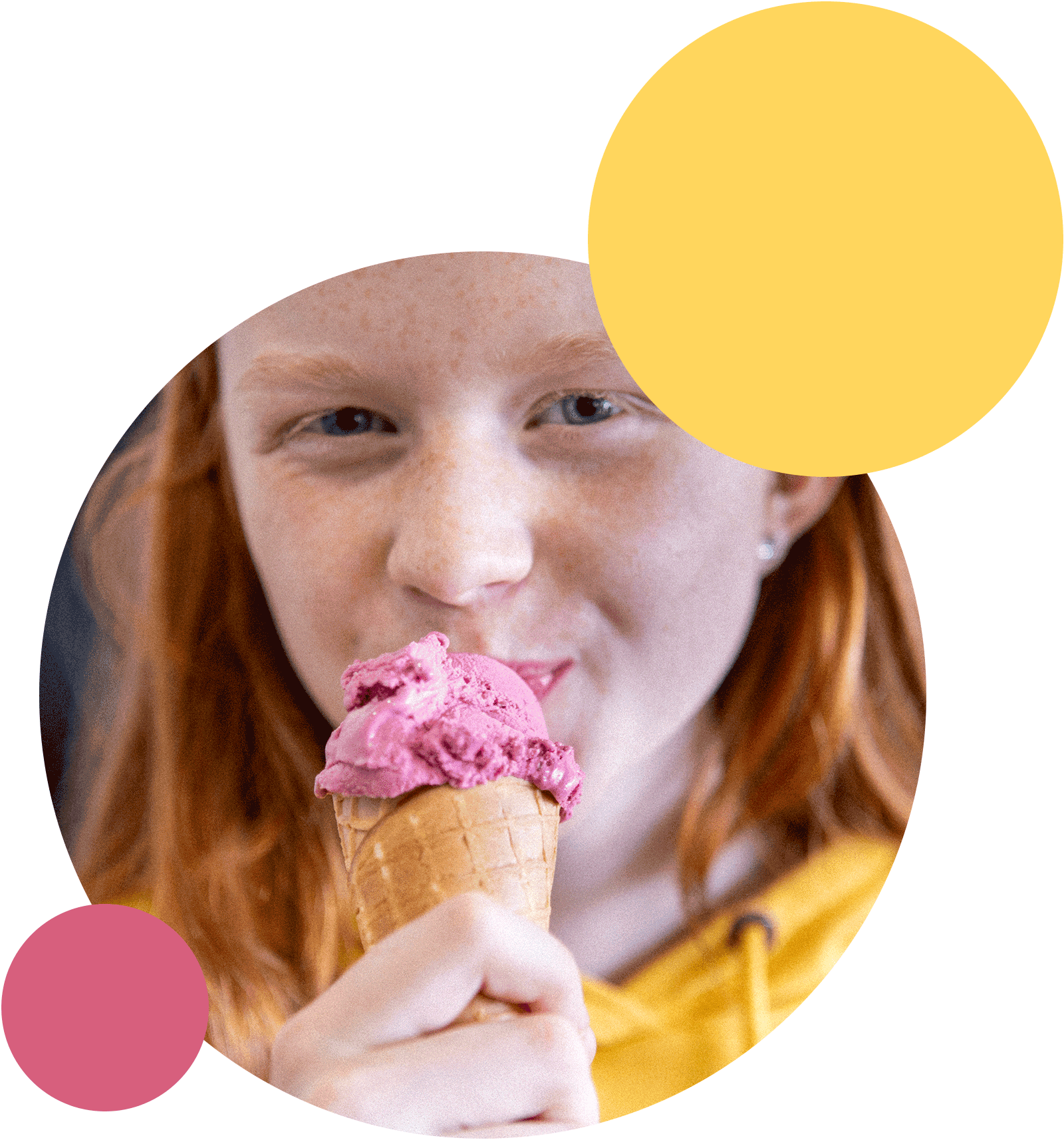 De Zordo Eiscafé Grünstadt Mädchen isst Eis in Waffel